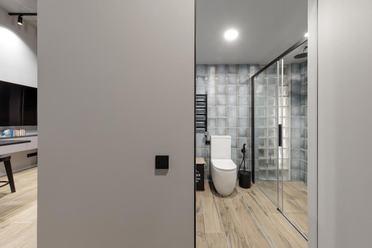 Ivis House Modern Apartment In Vilnius Old Town With Balcony Вильнюс Экстерьер фото