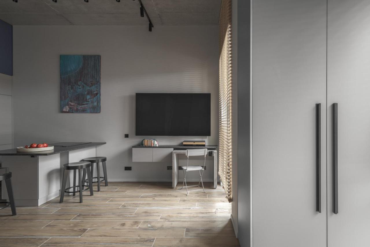 Ivis House Modern Apartment In Vilnius Old Town With Balcony Вильнюс Экстерьер фото