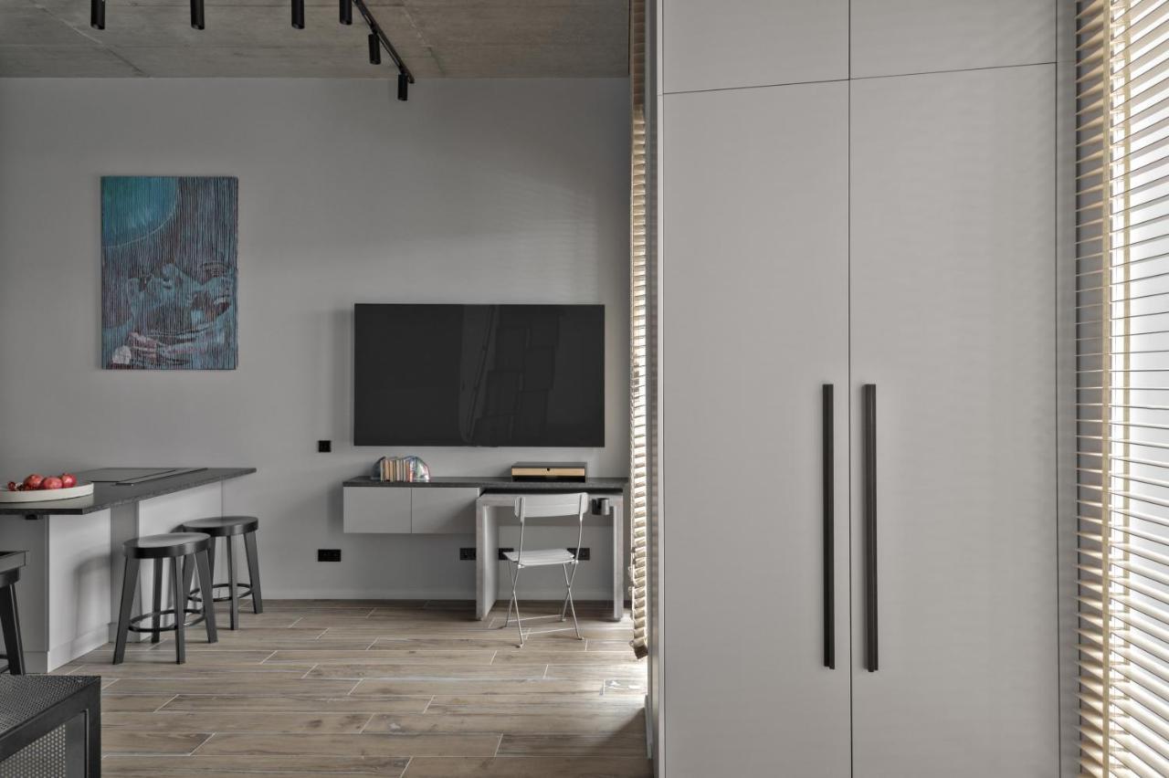 Ivis House Modern Apartment In Vilnius Old Town With Balcony Вильнюс Экстерьер фото