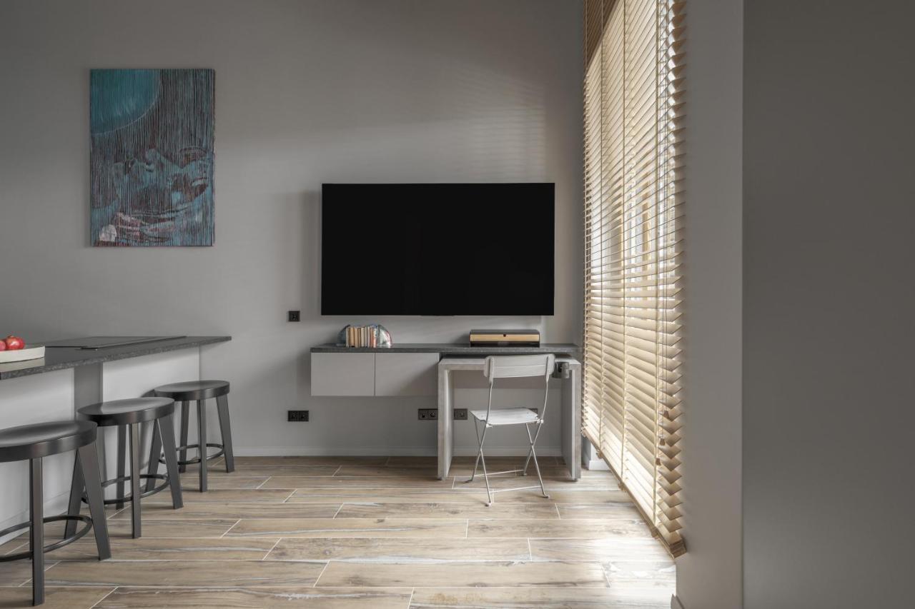 Ivis House Modern Apartment In Vilnius Old Town With Balcony Вильнюс Экстерьер фото