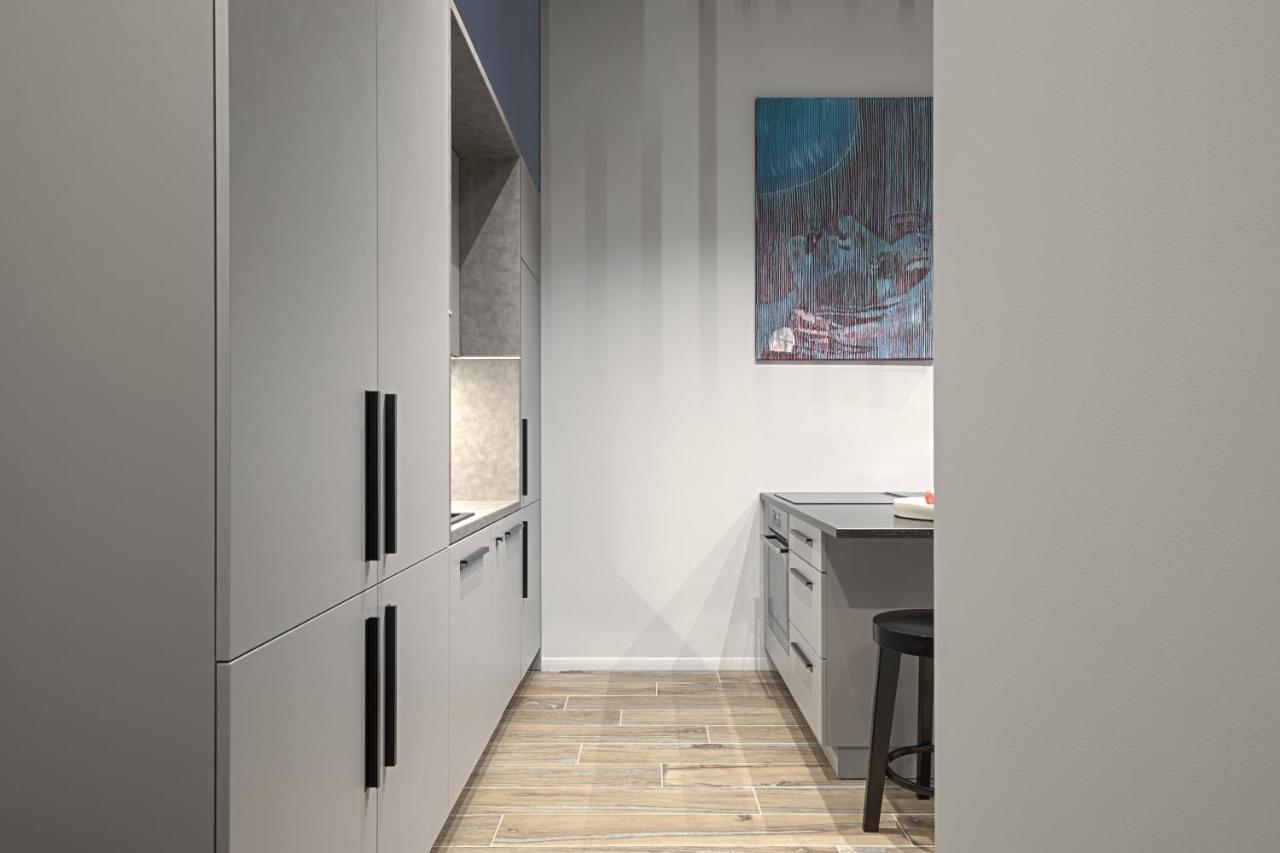 Ivis House Modern Apartment In Vilnius Old Town With Balcony Вильнюс Экстерьер фото