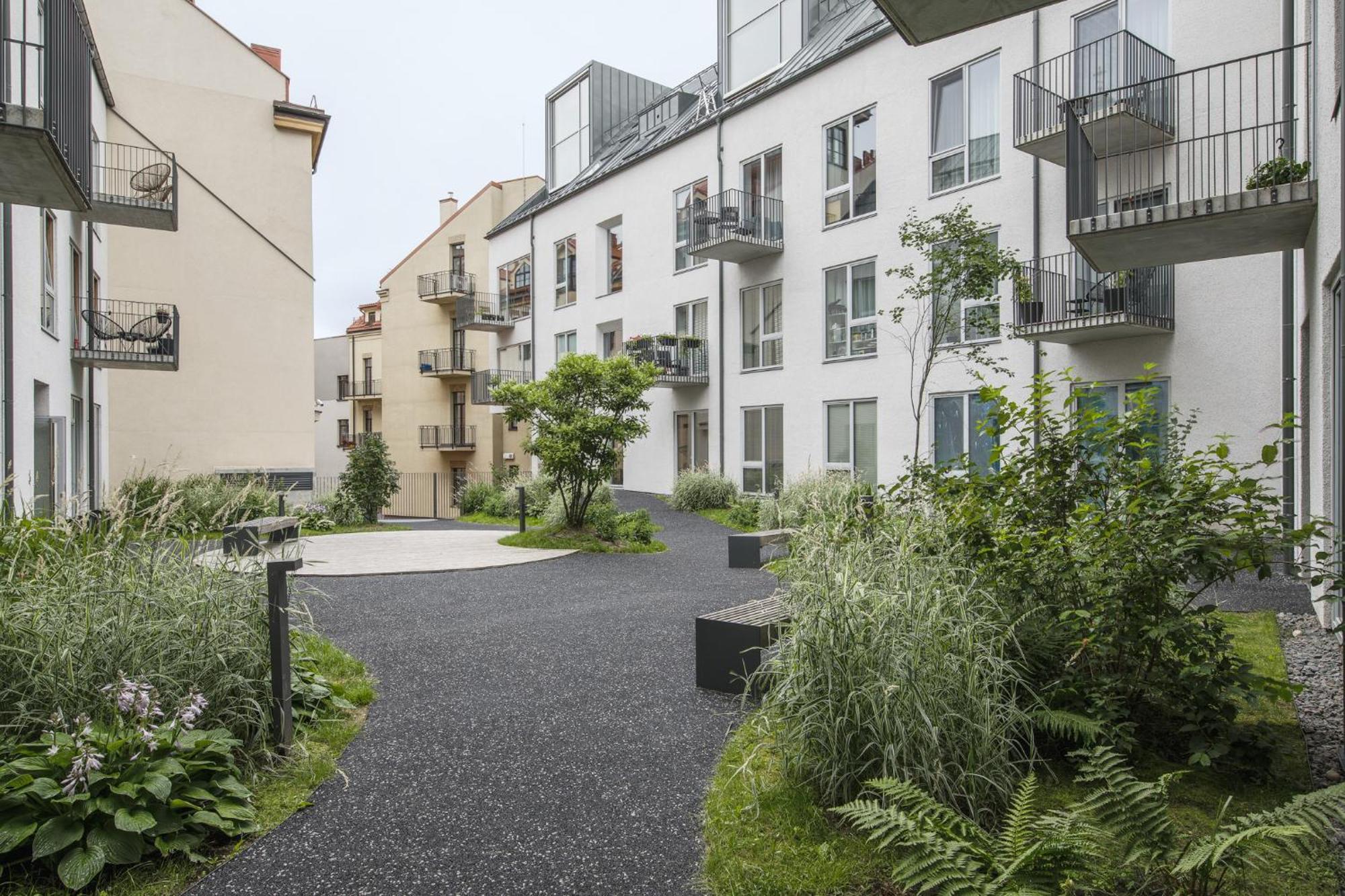 Ivis House Modern Apartment In Vilnius Old Town With Balcony Вильнюс Экстерьер фото